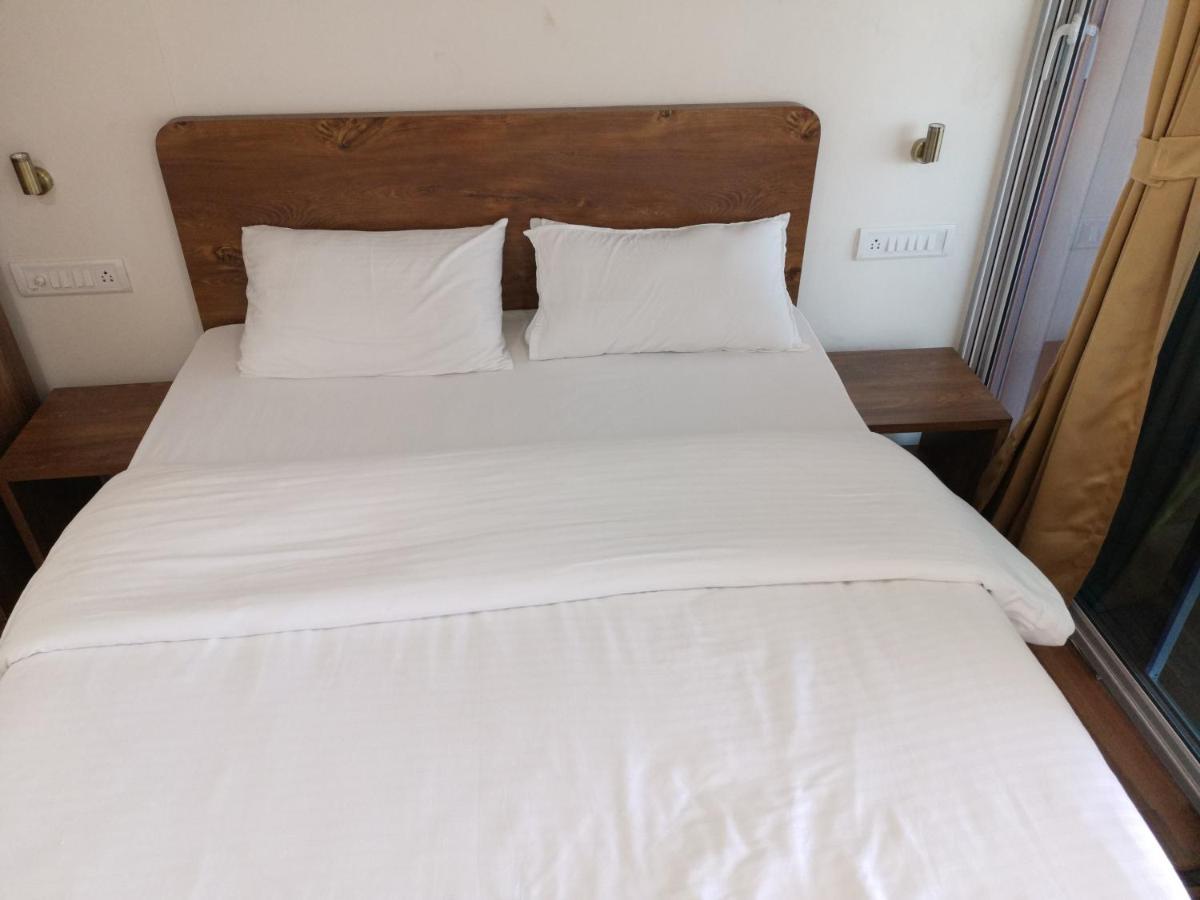 The Koasta Sea View Resort Korlai Ngoại thất bức ảnh